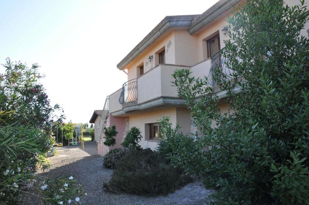 Agriturismo S'Aranada Villa Marrubiu Ngoại thất bức ảnh