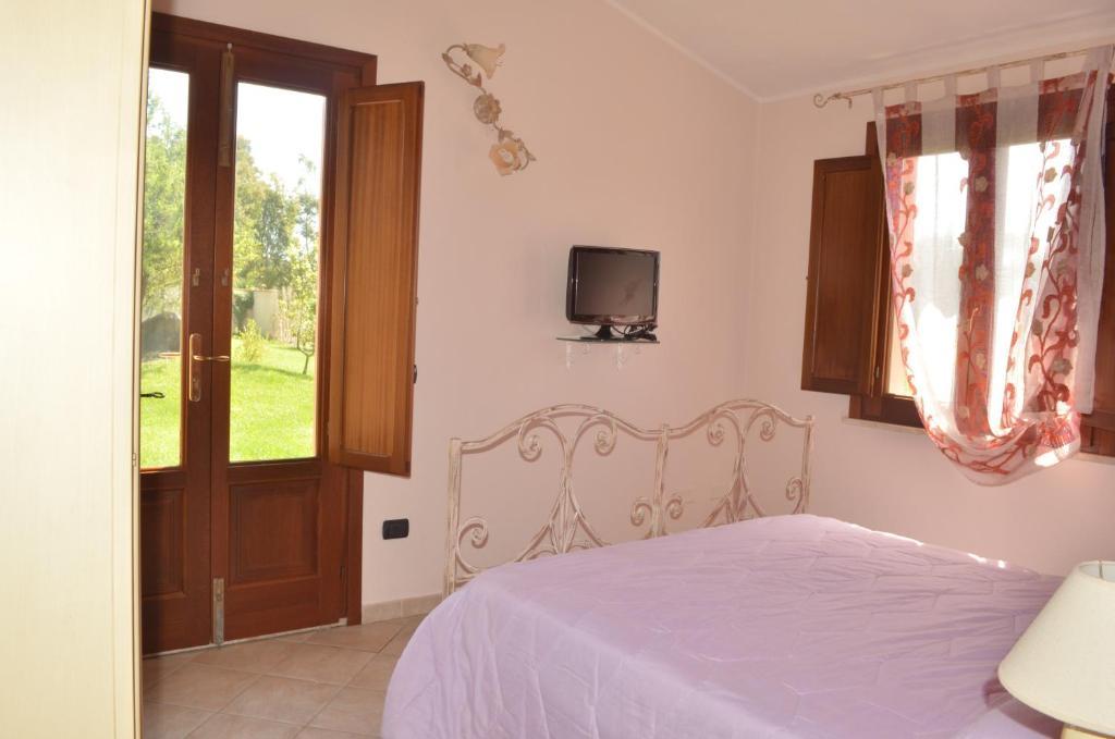 Agriturismo S'Aranada Villa Marrubiu Ngoại thất bức ảnh